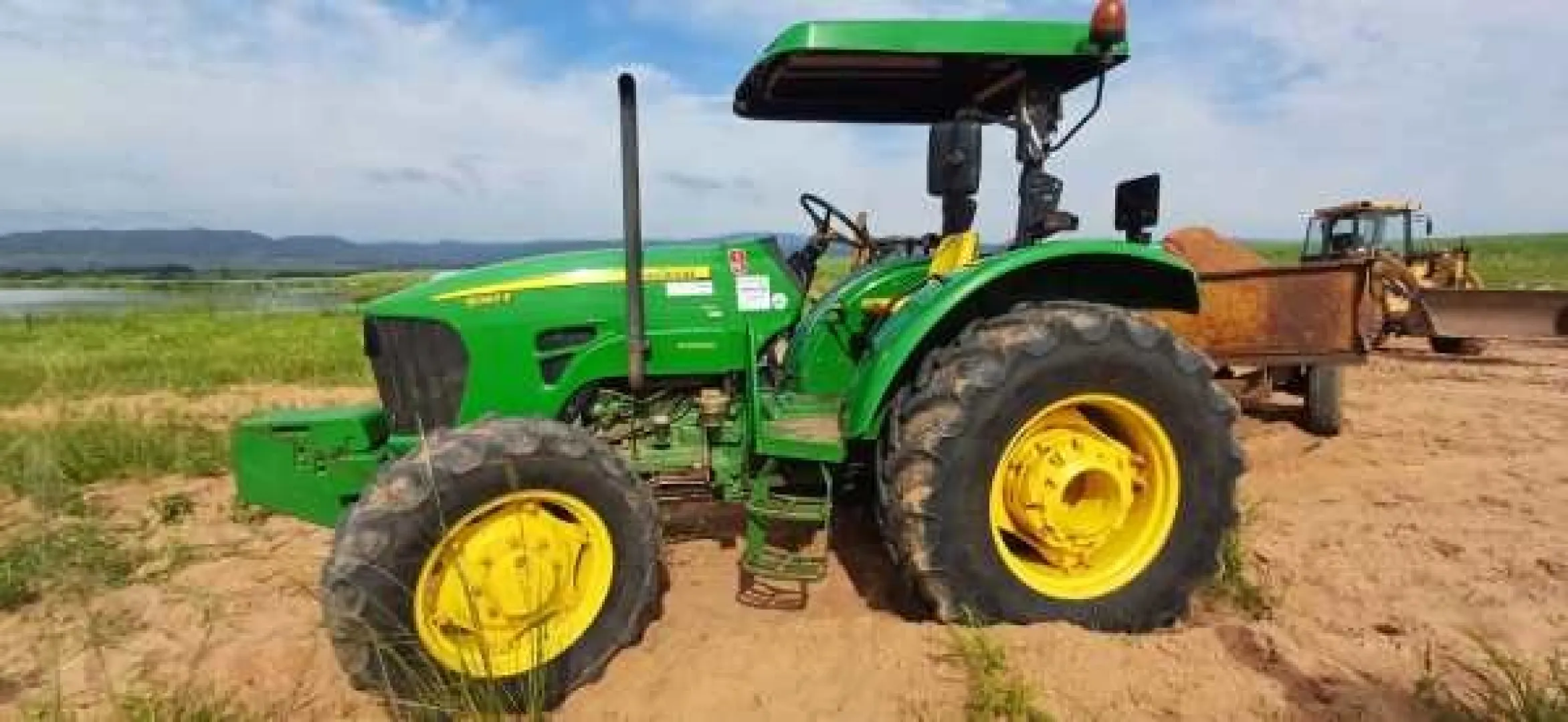 2019 John Deere 5082E | QAC Equipment