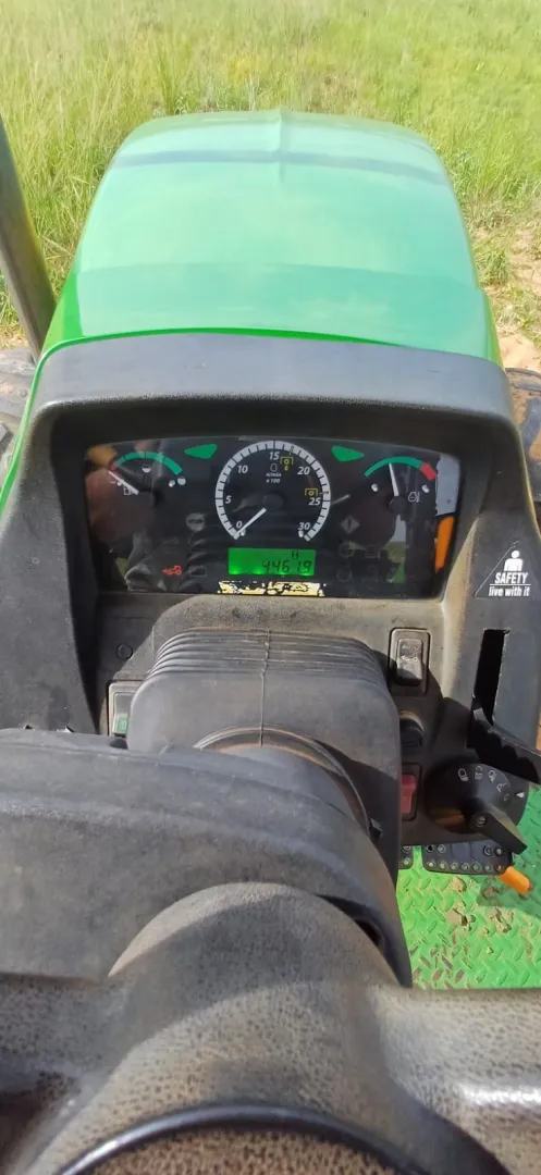 2019 John Deere 5082E | QAC Equipment