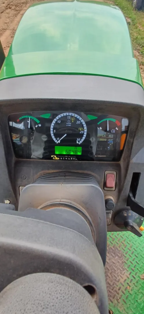 2017 John Deere 5082E | QAC Equipment