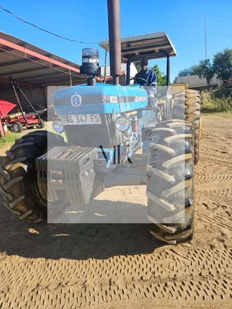 New Holland  8030  2000 model | MK Landbou Dienste