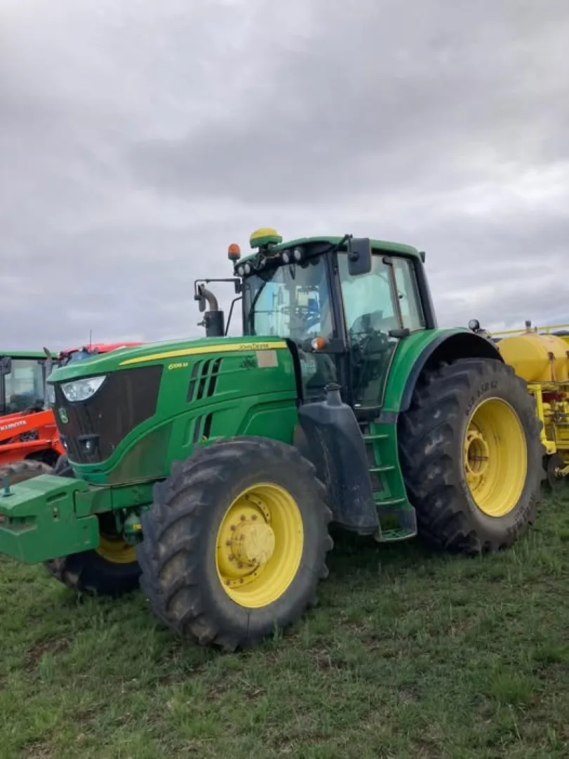 John Deere 6195M  2018 model | MK Landbou Dienste