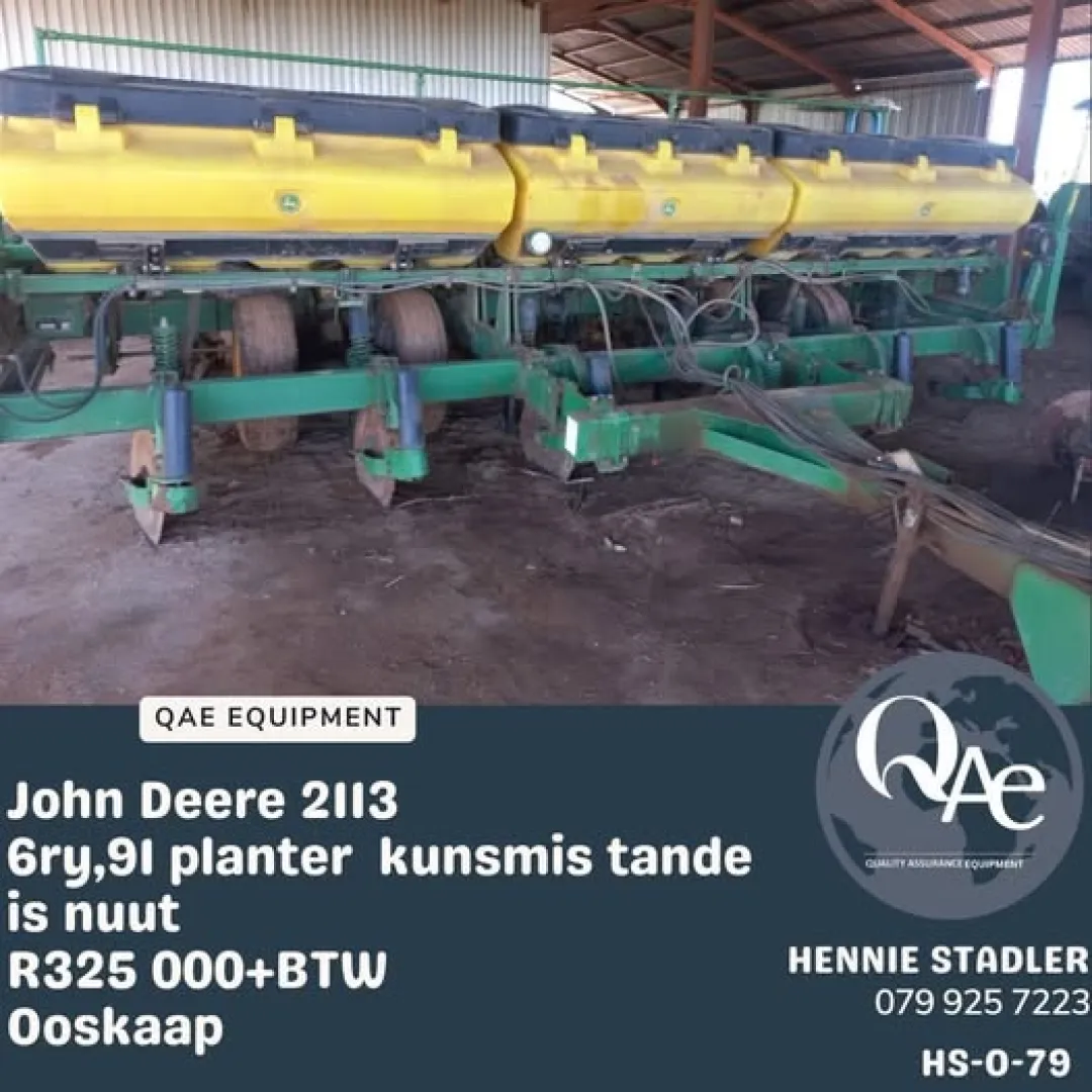 John Deere 2113 6 Ry Planter  | QAC Equipment