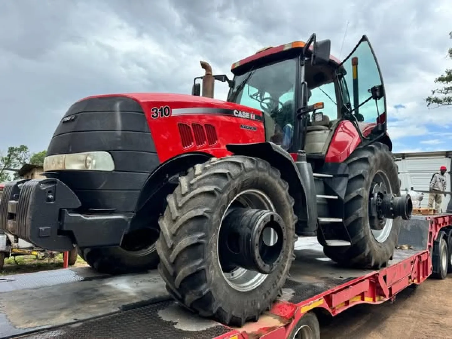 2010 Case 310 magnum trekker | Agrimar