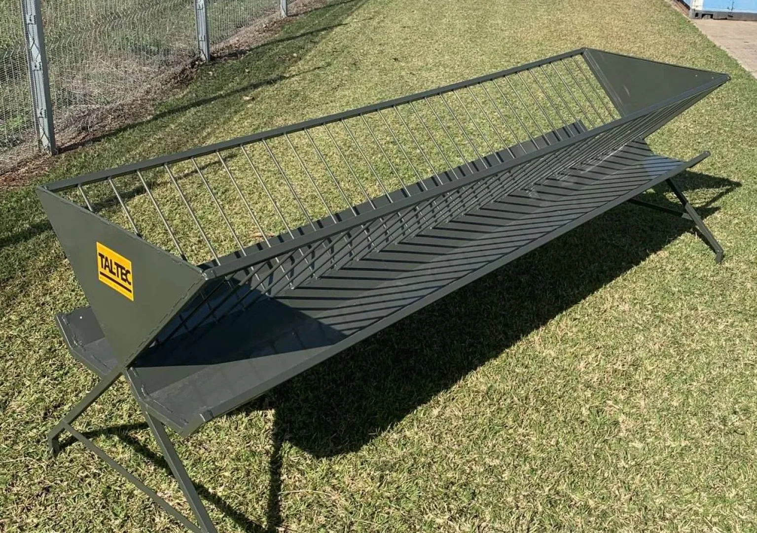 Goat Hay Rack 3.0m | Tal-Tec
