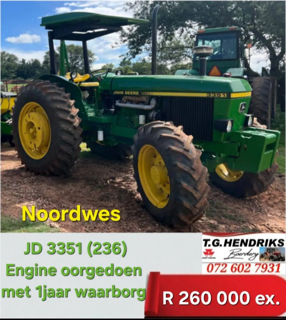 John Deere 3351 (236) | T.G Hendriks