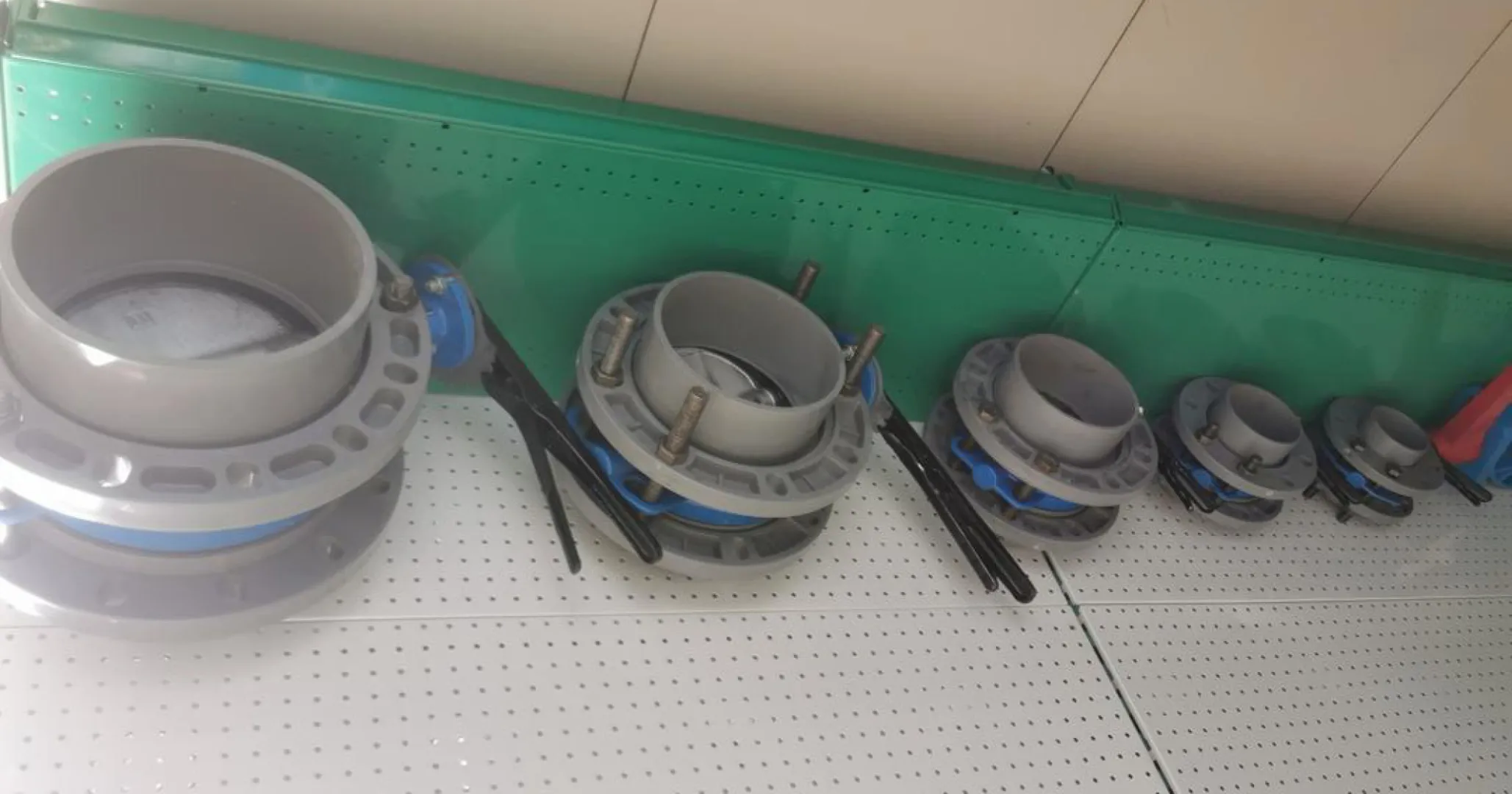 PVC vutterfly valves – Smooth control, seamless flow! | Roto Tanks