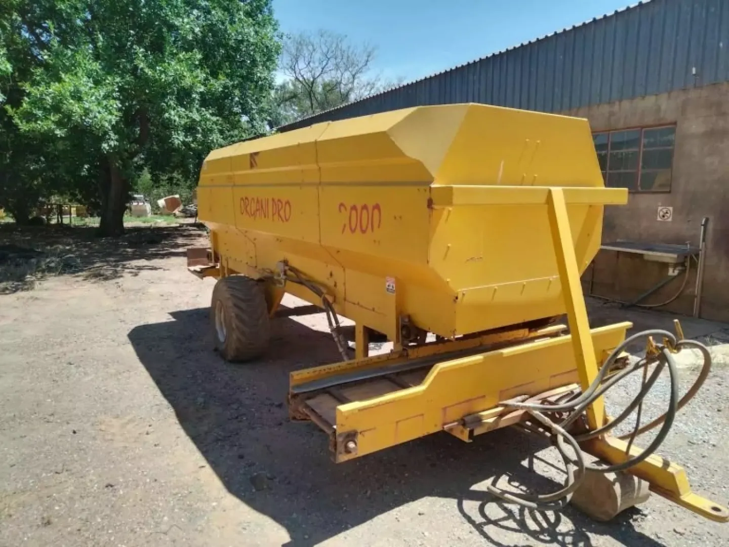 Organi Pro Spreader 9 cub | QAC Equipment