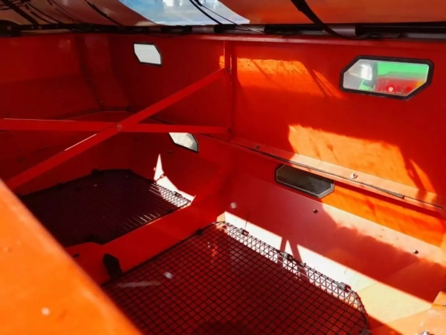 3 Point Kuhn Spreader | QAC Equipment