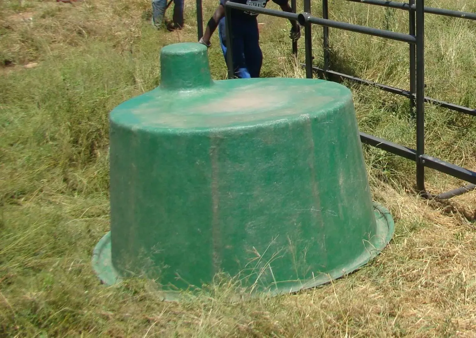 Fiberglass Tank with Sump (1300 litre) | Tal-Tec