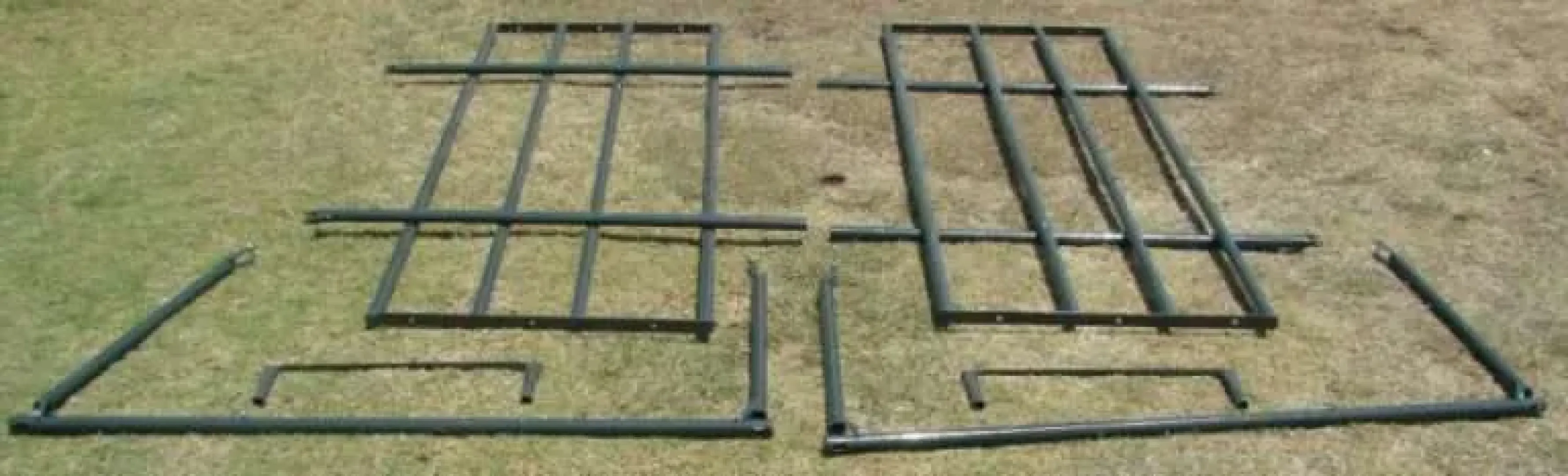 Cattle Crush (3m section) | two sides, two foot pieces, and two top struts | Tal-Tec
