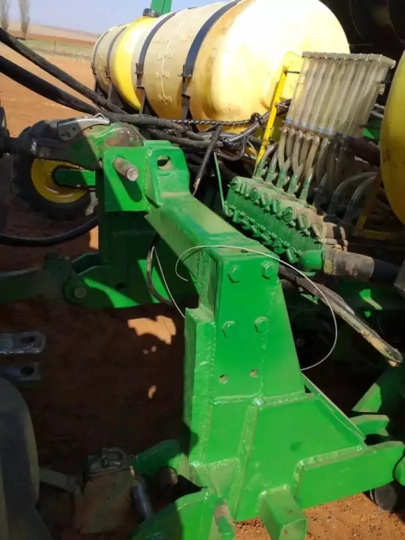 John Deere Planter | QAC Equipment