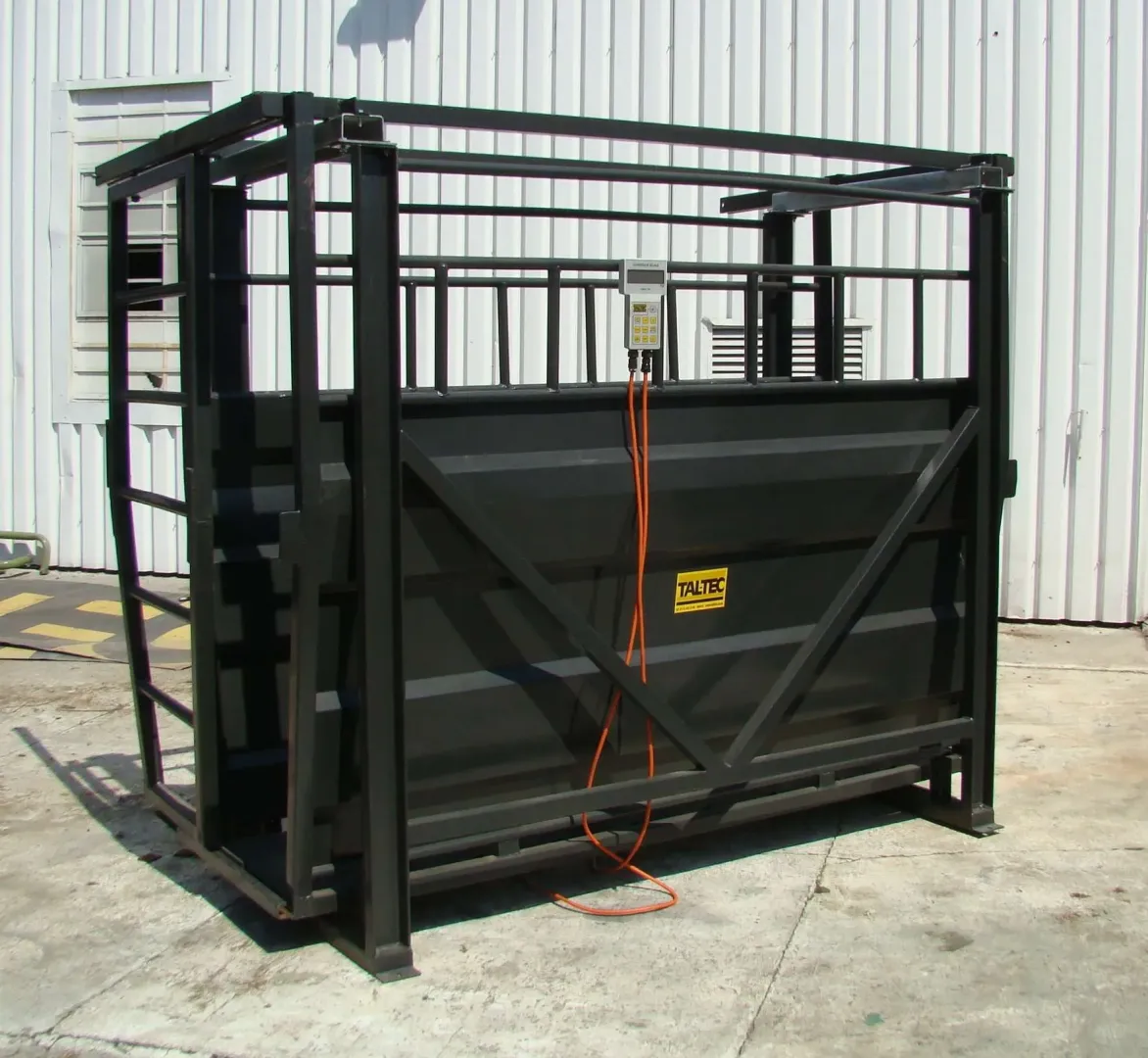 Cattle Hang Crate (with Sliding Gates) | Tal-Tec