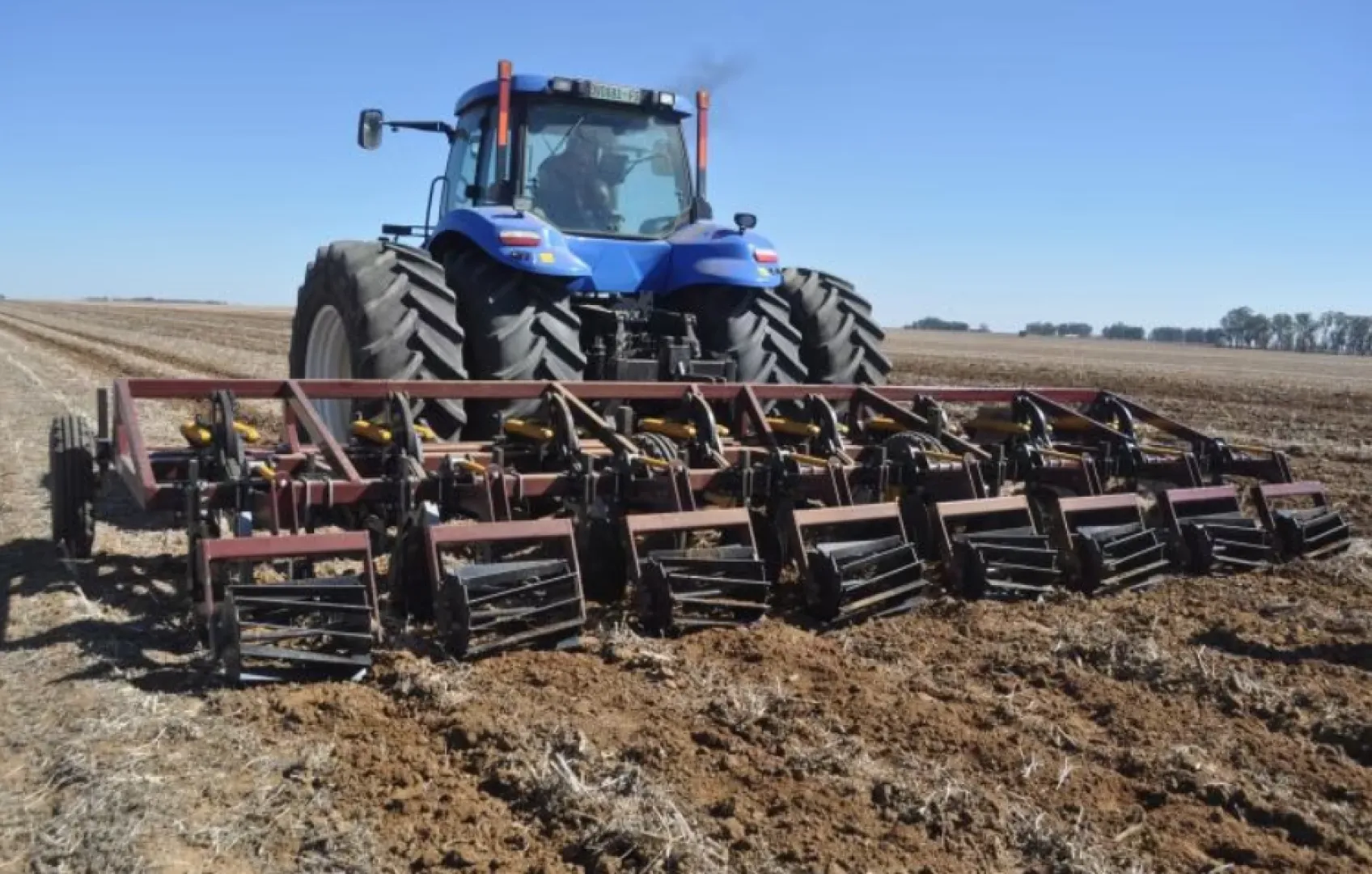 RTS105 ZoneTill ripper | Radium Engineering