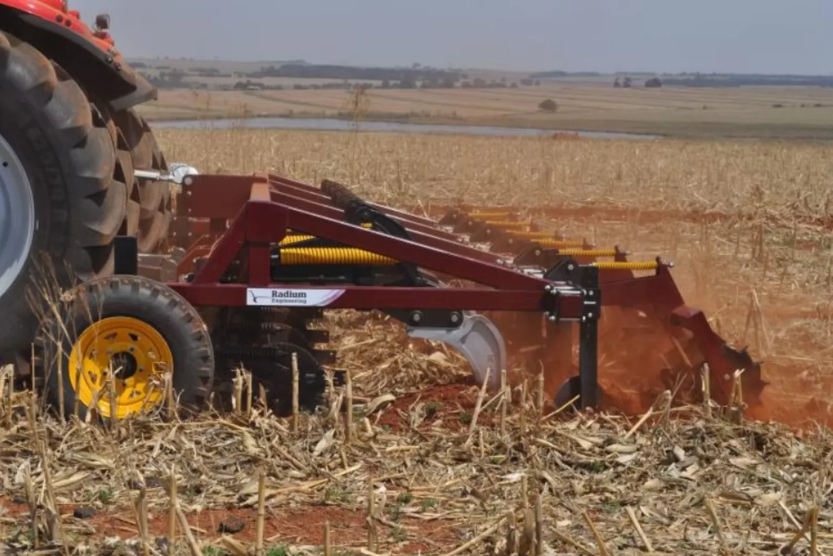 RTS108 ZoneTill ripper | Radium Engineering