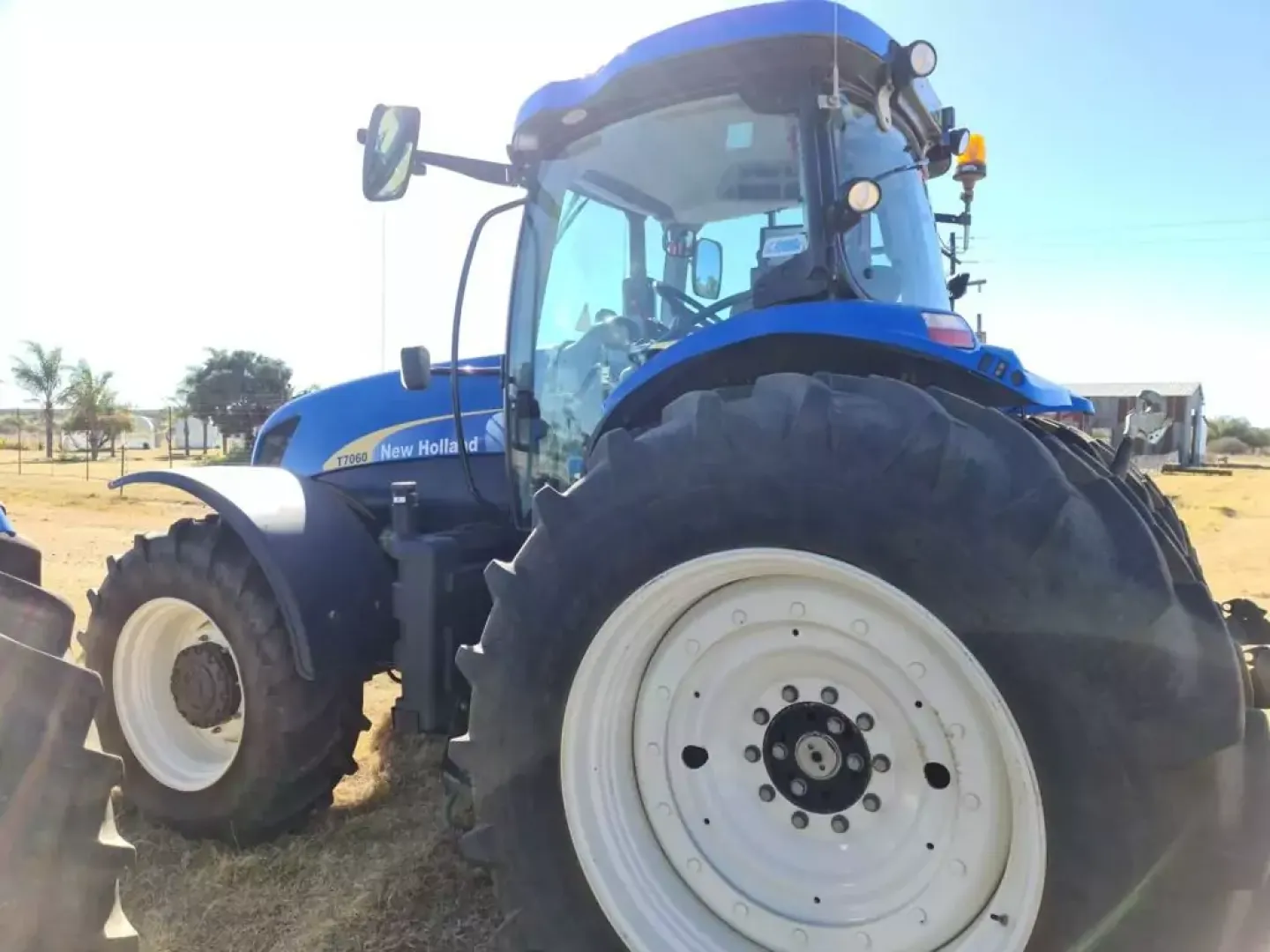 New Holland T 7060 | QAC Equipment