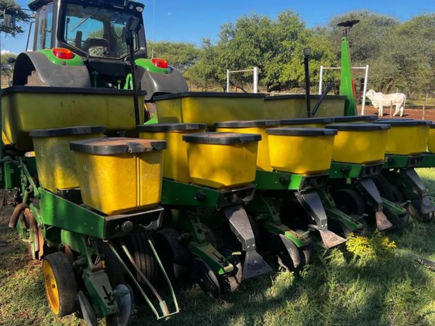 John Deere 6 ry .76 planter | Agrimar
