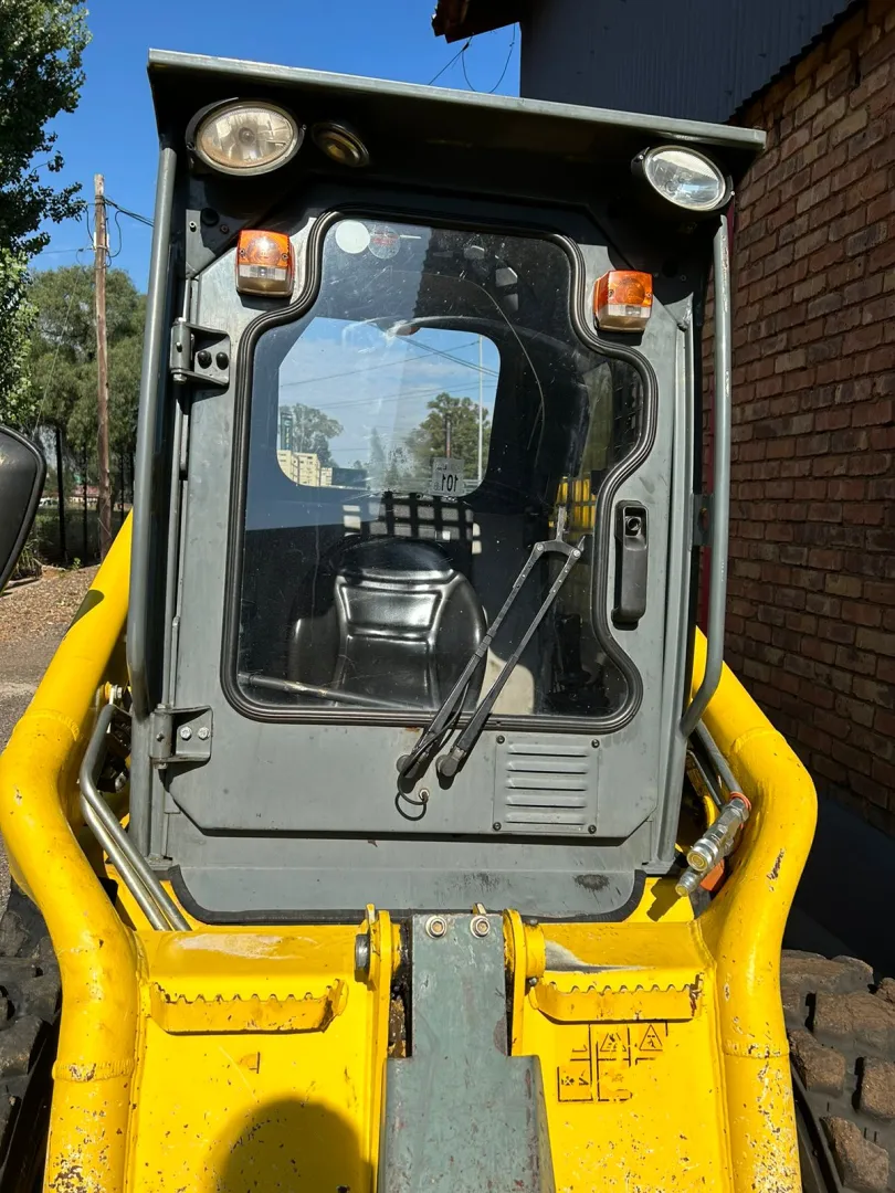 Wacker Neuson skidsteer bobcat