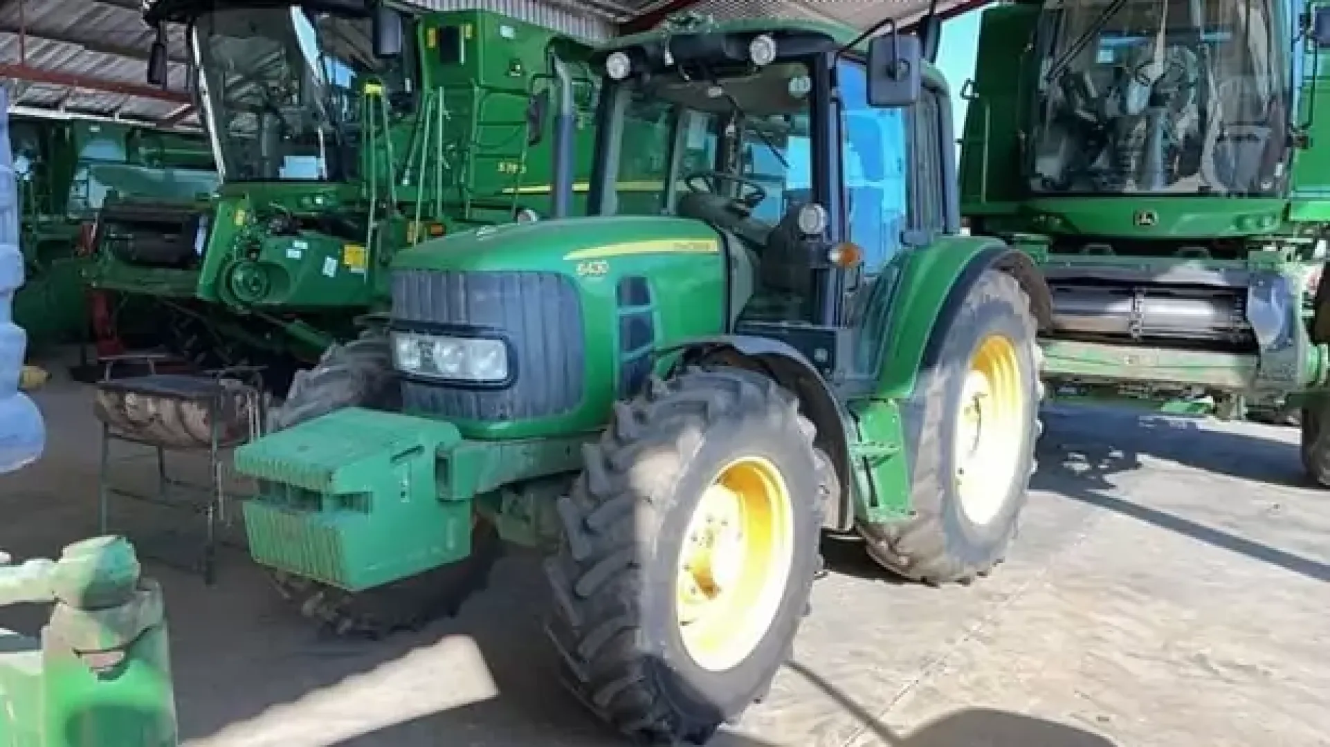 2012 JOHN DEERE 6430 PREMIUM | QAC Equipment