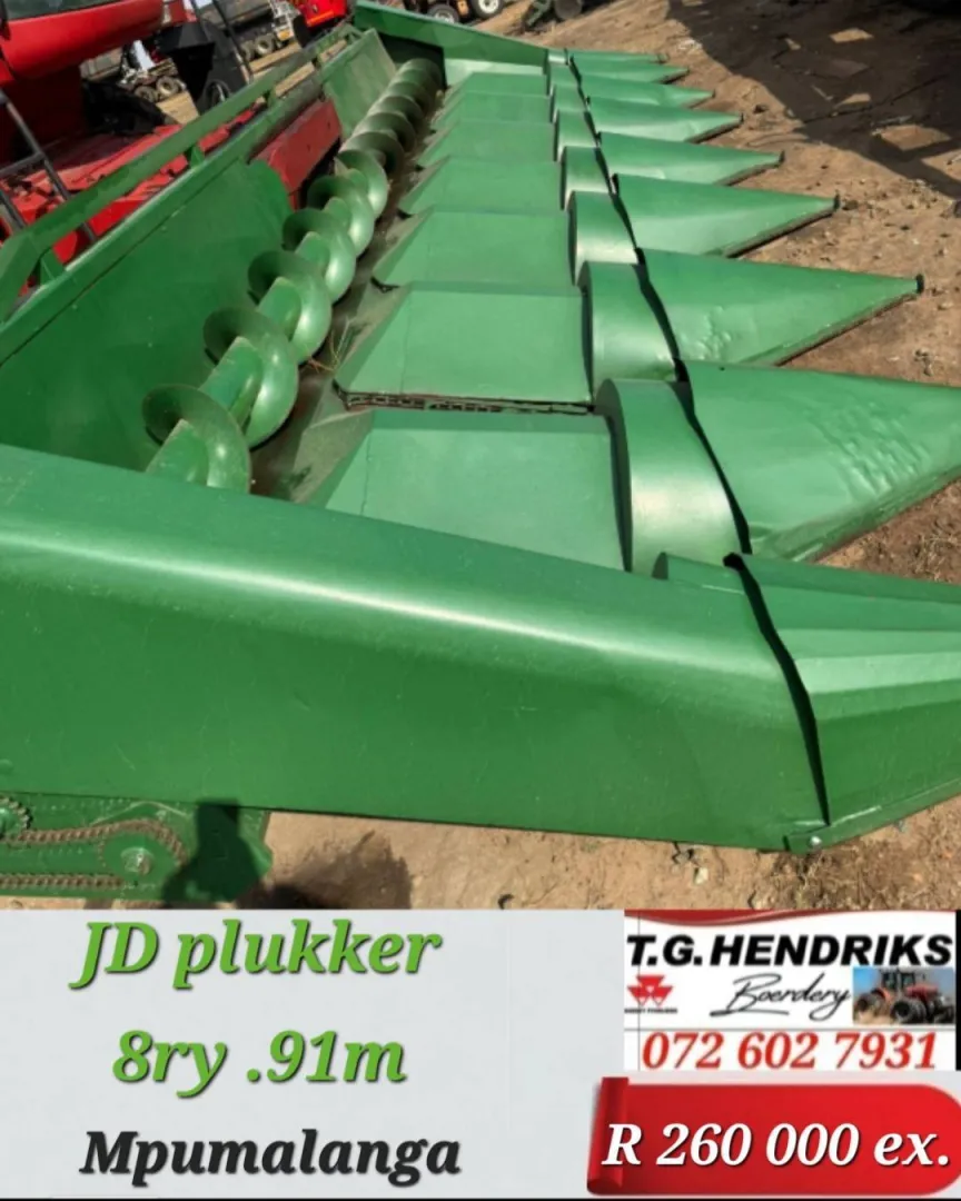 John Deere plukker 8ry. 91m | T.G. Hendriks
