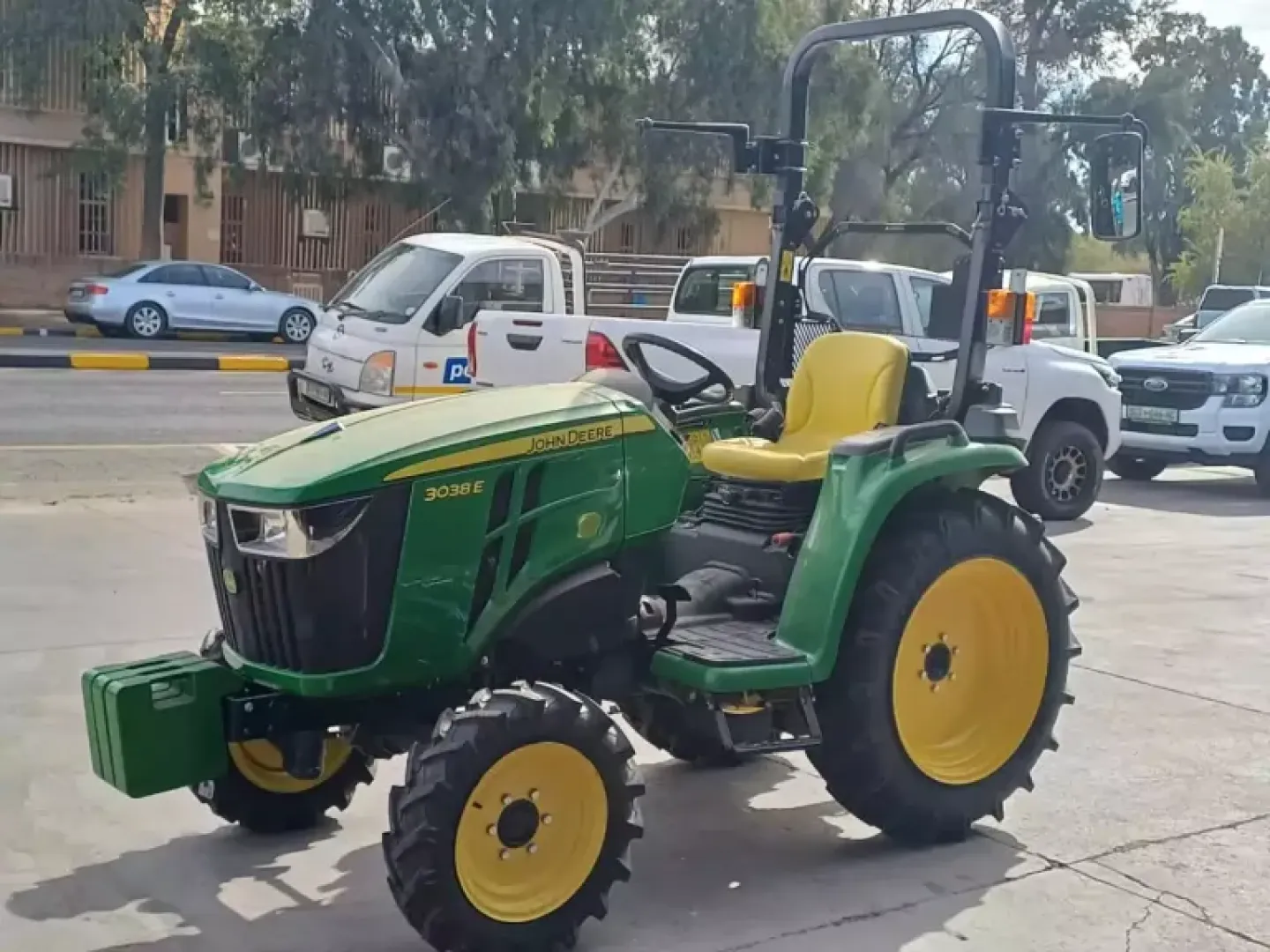 John Deere 3038 E | Model 2024 | QAC Equipment