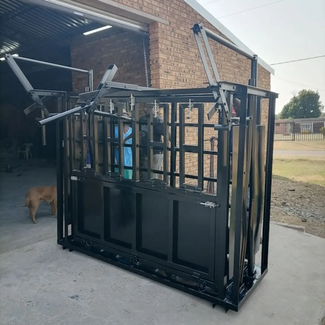 Cattle Body Clamp with Scale | VDW Engineering