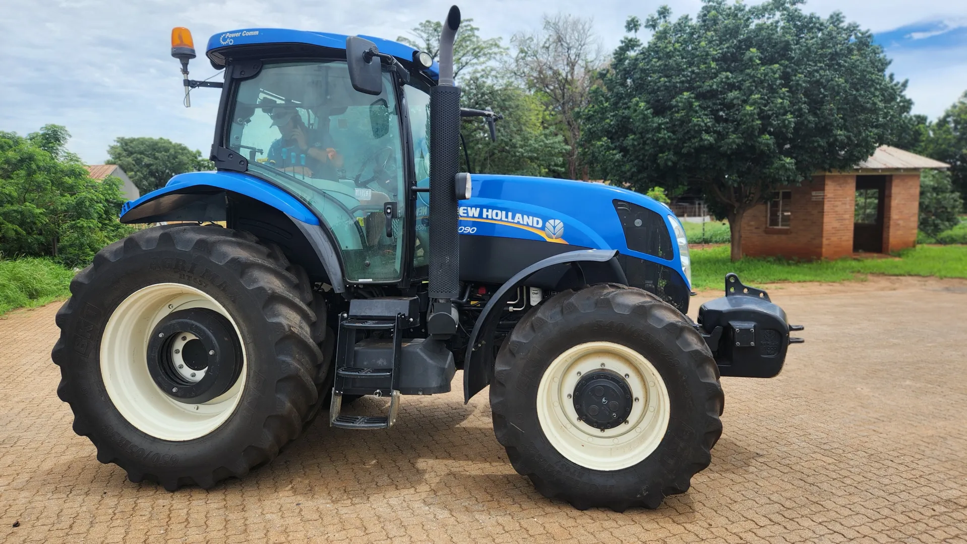 New Holland 6090