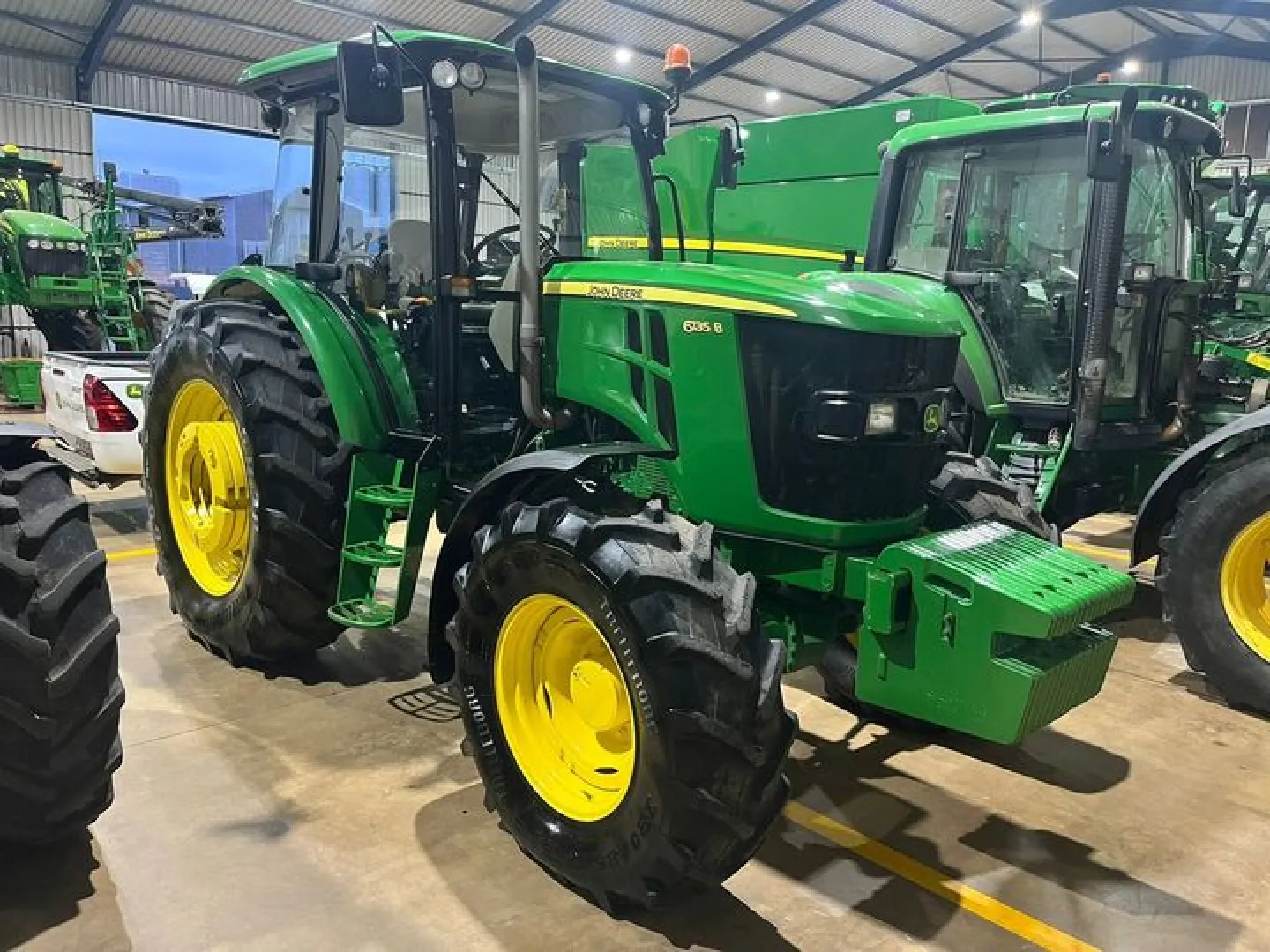 John Deere 6135 B model 2020 | QAC Equipment