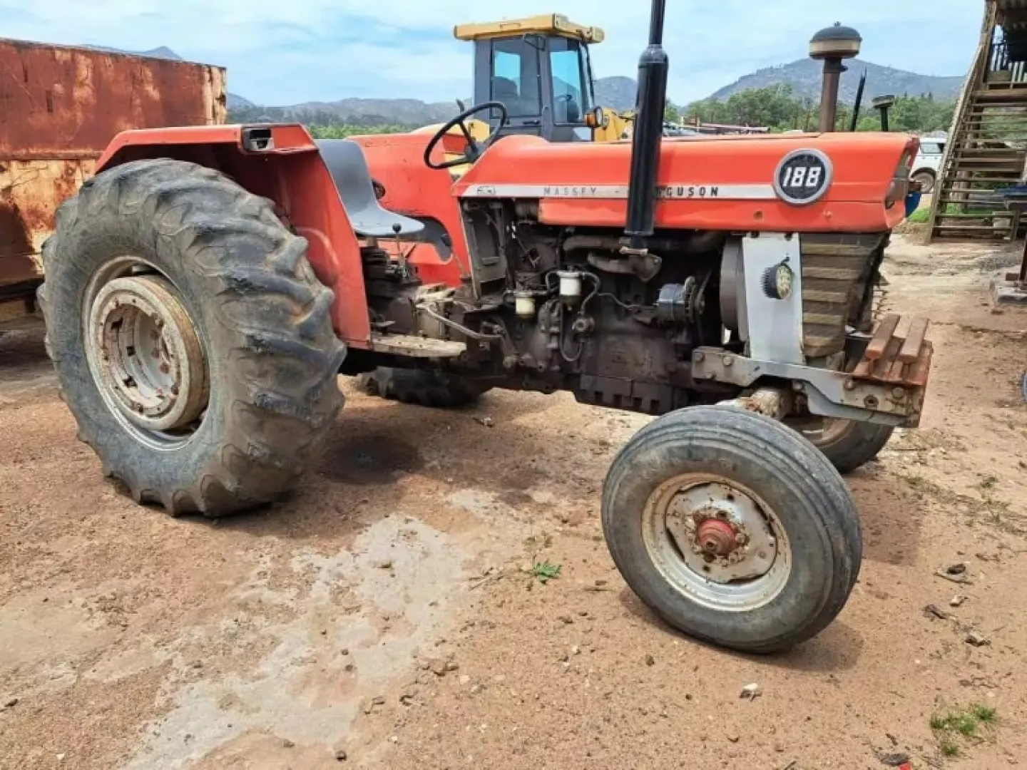Massey Ferguson 188 | QAC Equipment