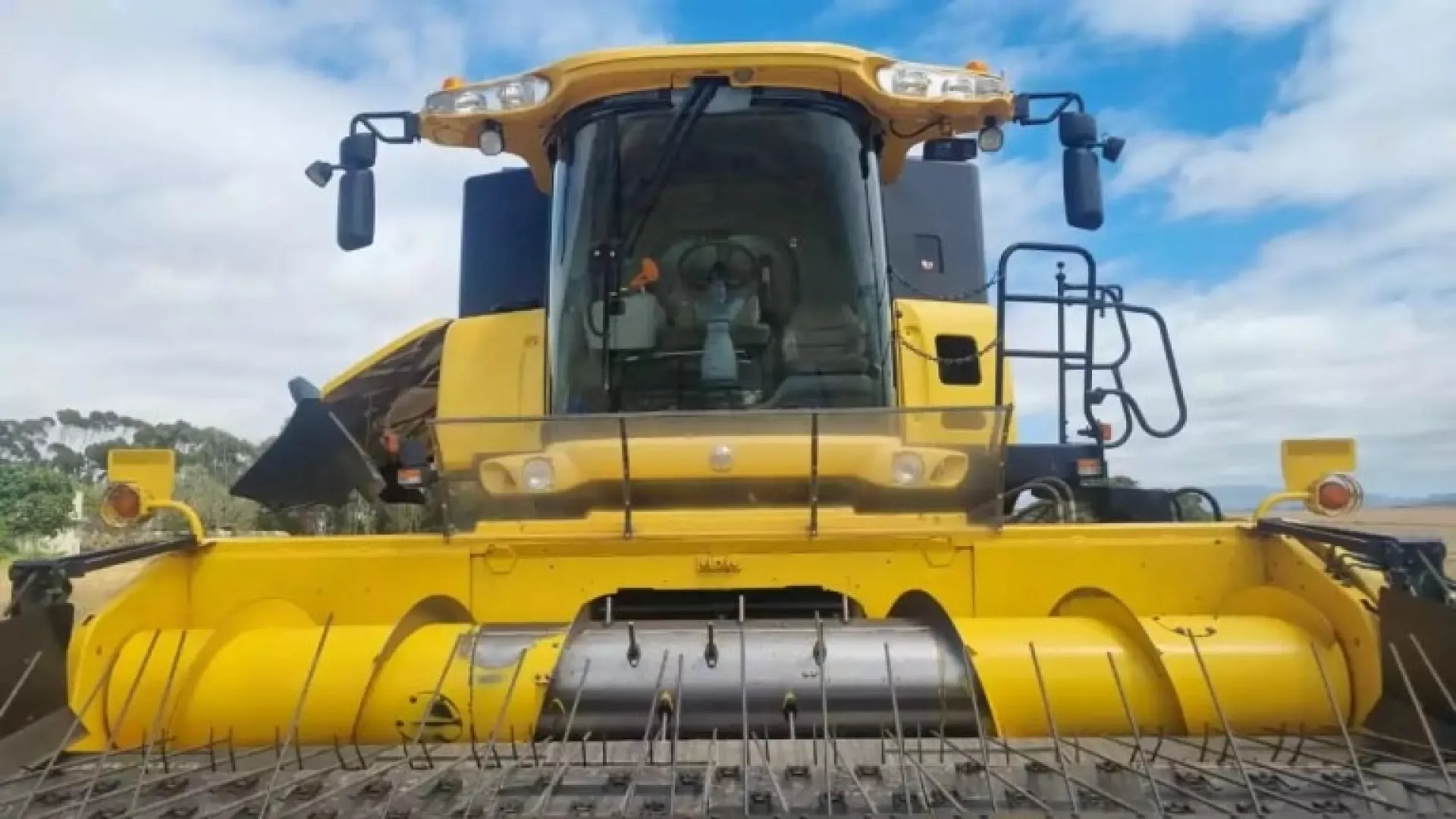 New Holland CR 9060 | QAC Equipment