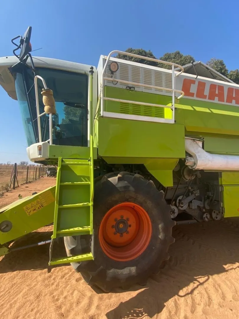 Claas Mega 204