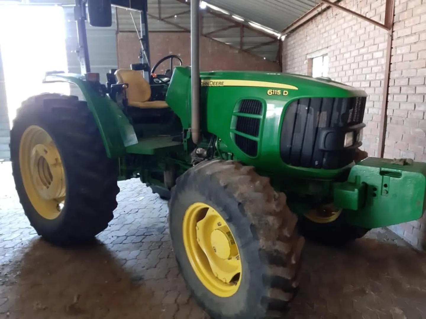 2010 John Deere 6115 D | Agrimar