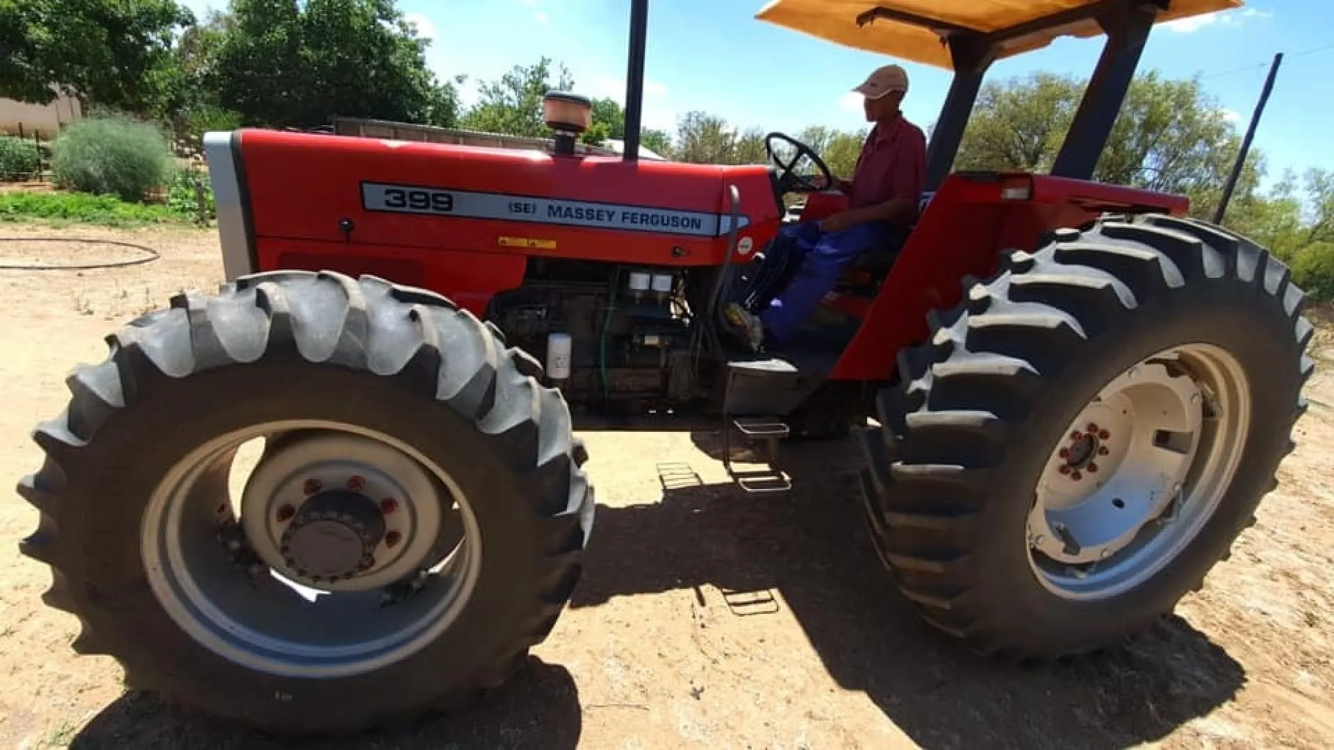 1999 MF 399 SE | Agrimar