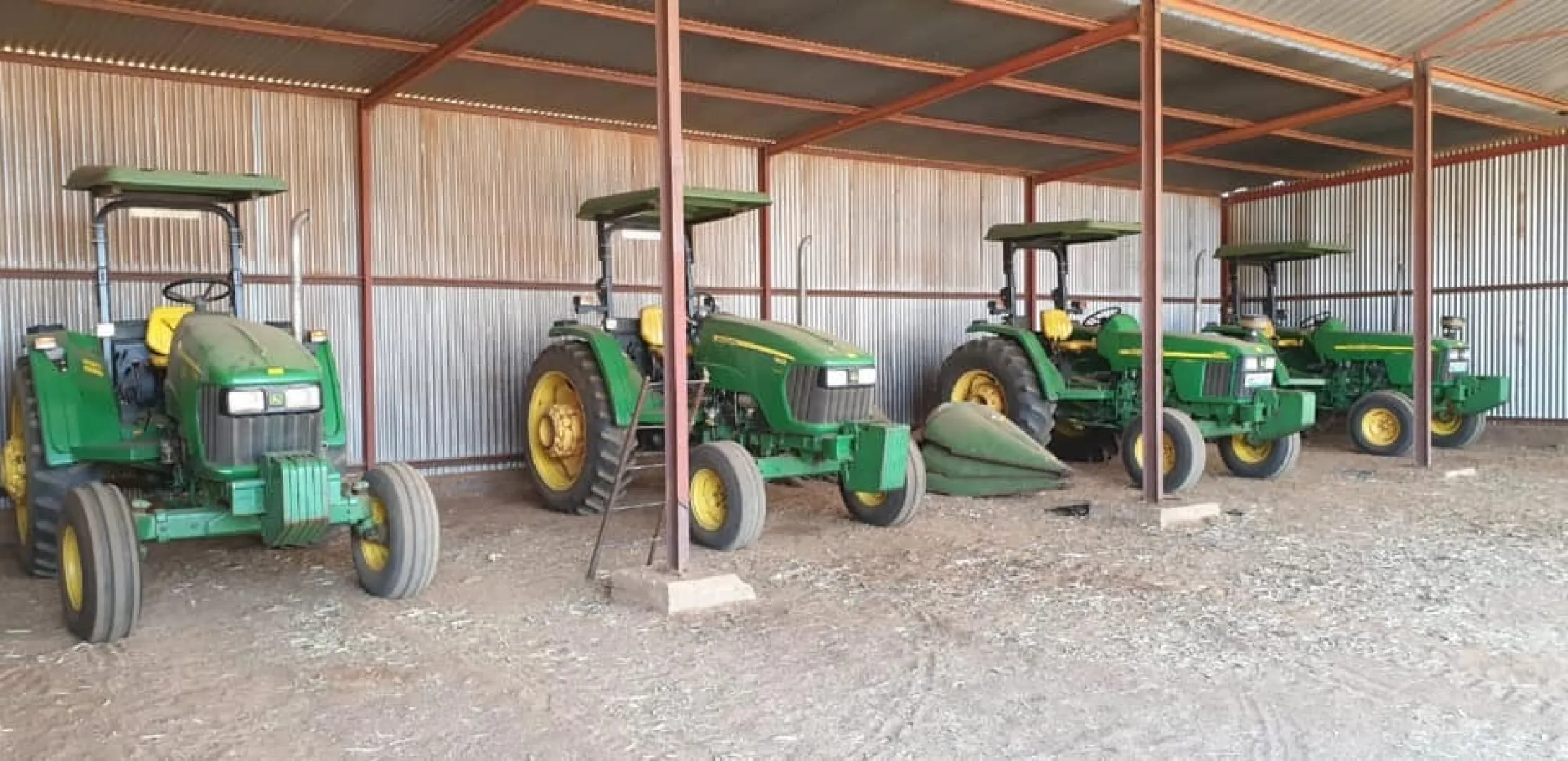 2011 John Deere 5725 | Agrimar