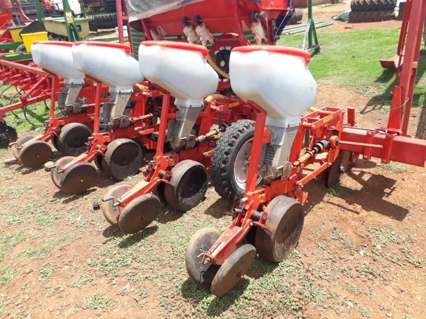 4 ry gaspardo planter | Agrimar