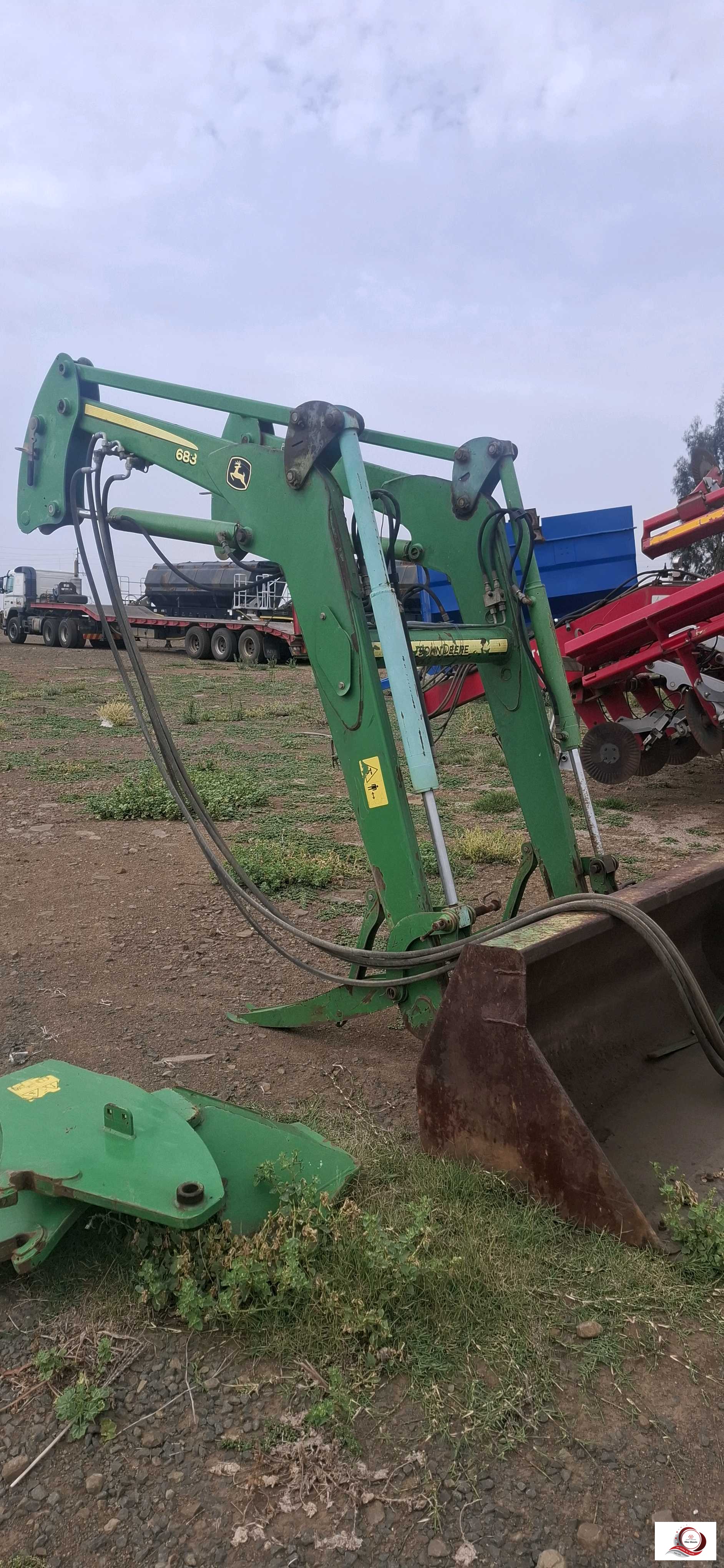 John Deere 683 Laaigraaf 