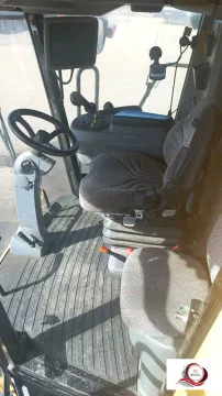 Challenger 560C Stroper