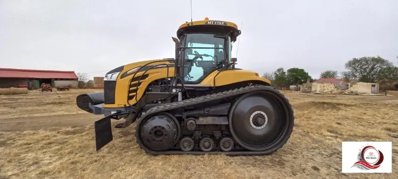 Challenger MT775E