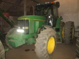 John Deere 7800 cab trekker met dubbel wiele | Agrimar 