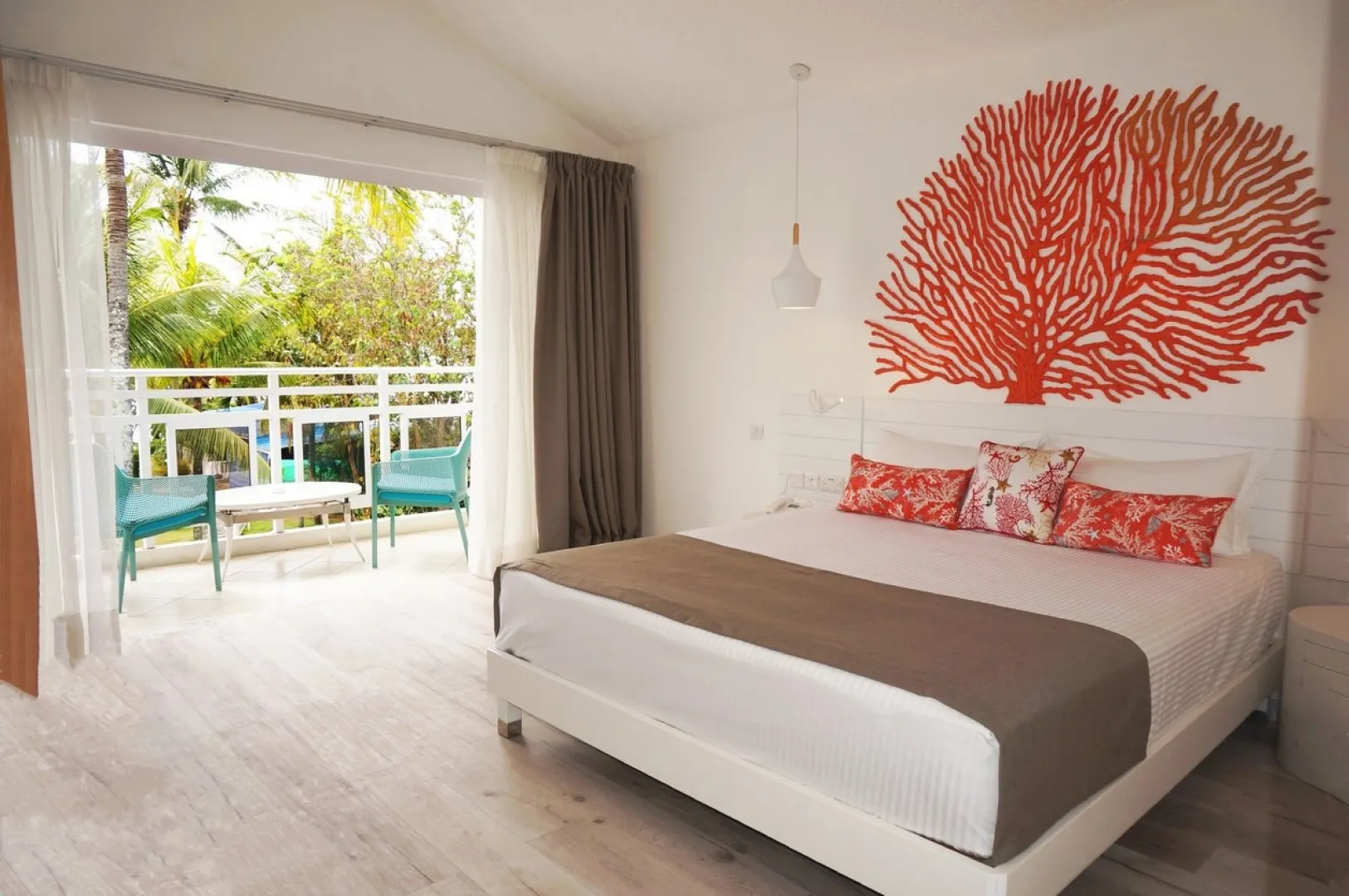 Coral Azur Beach Resort (May 2, 2026 to Jun 13, 2026) | XL Boland Travel 