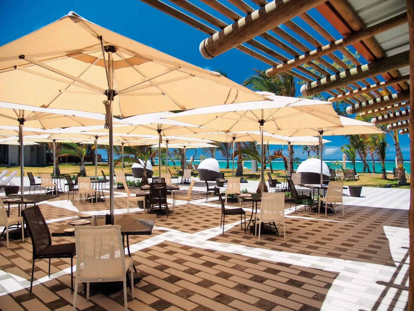 Crystals Beach Resort Belle Mare (May 2, 2026 to Jun 13, 2026) | XL Boland Travel 