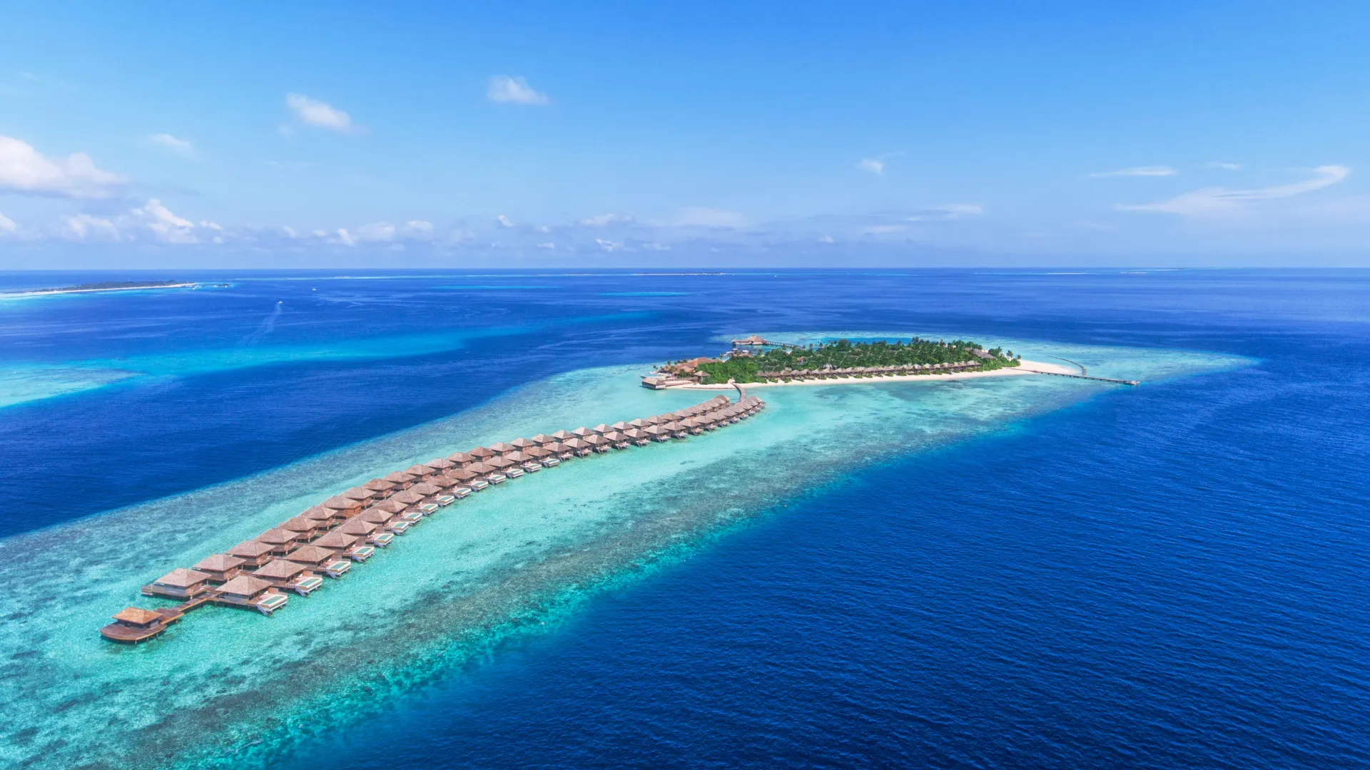 Hurawalhi Island Resort (May 1, 2026 to Jul 31, 2026) | XL Boland Travel 