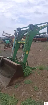 John Deere 683 Laaigraaf 