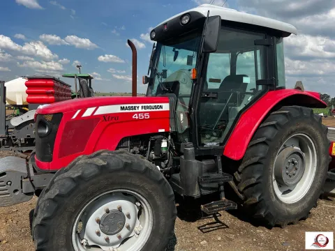 Massey Ferguson 455Xtra Cab
