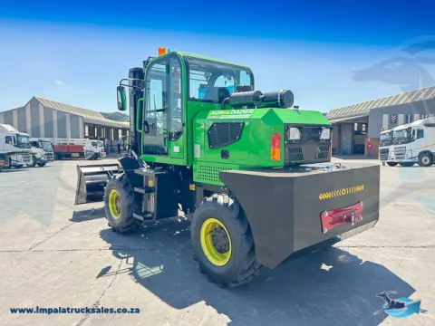  All Terrain Forklift & Loader F4W445 – 4 Ton 4×4