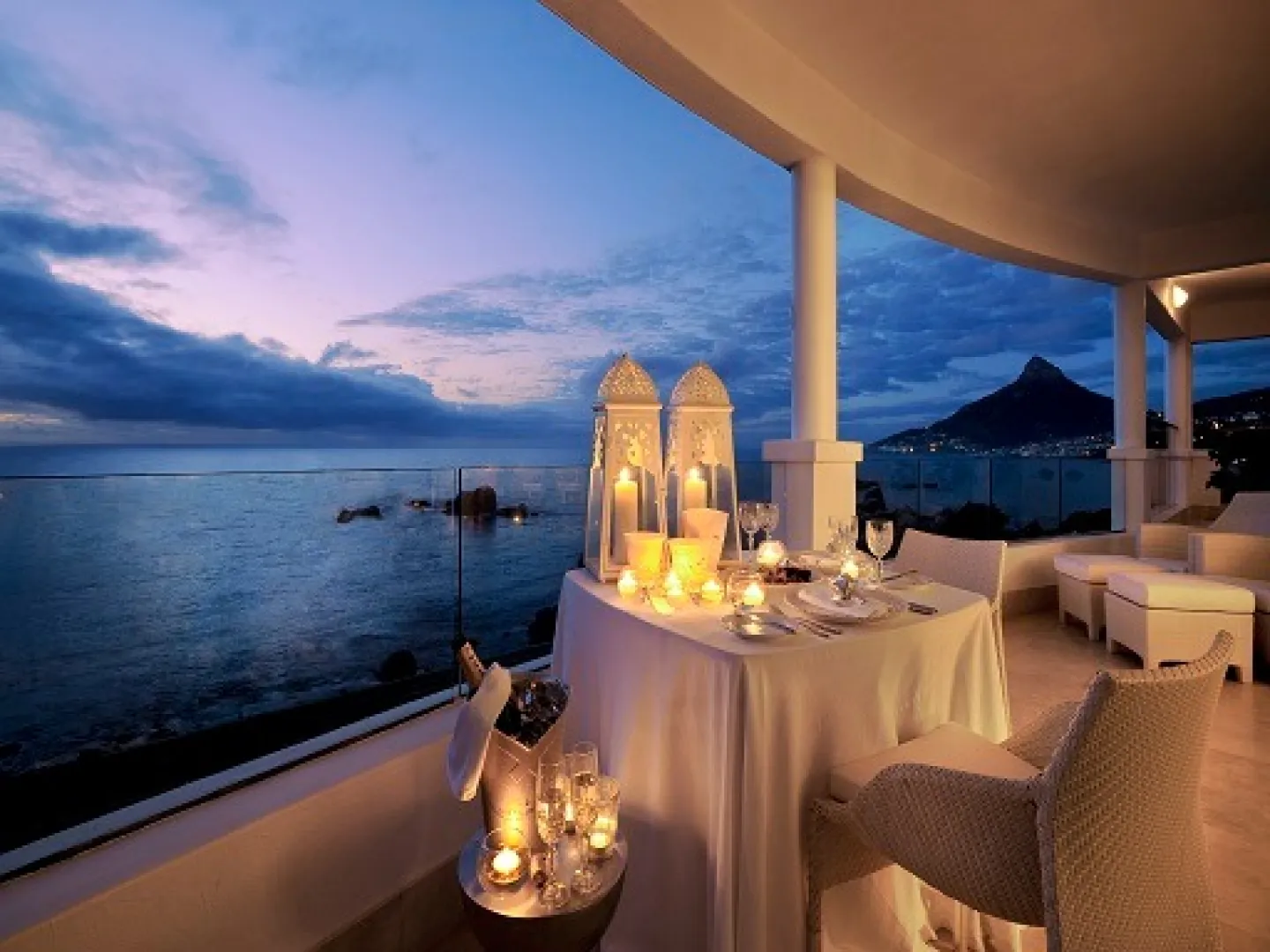 The Twelve Apostles Hotel &amp; Spa (May 4, 2026 to Oct 25, 2026) | XL Boland Travel 