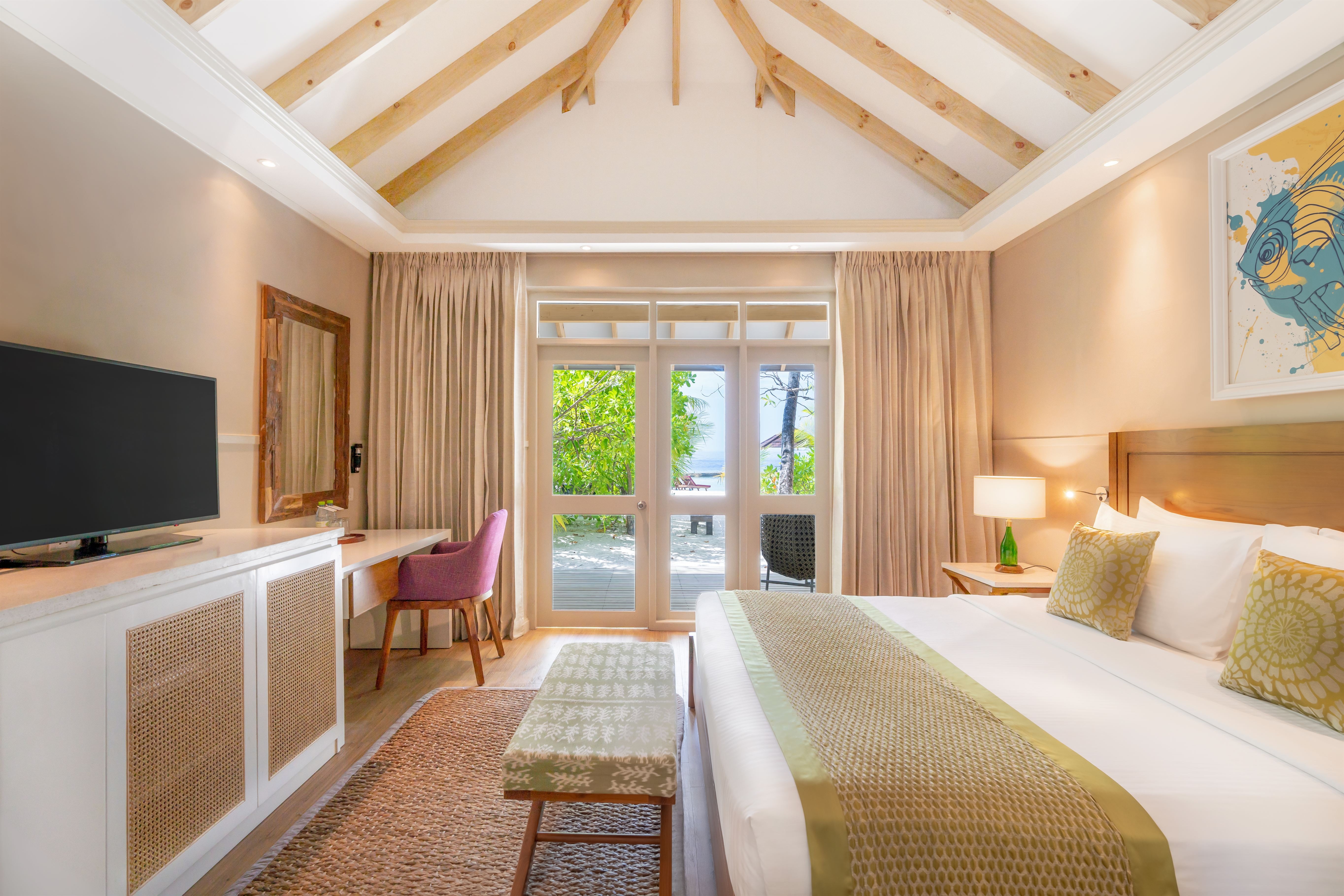 Ellaidhoo Maldives by Cinnamon (May 1, 2026 to Jul 31, 2026) | XL Boland Travel 