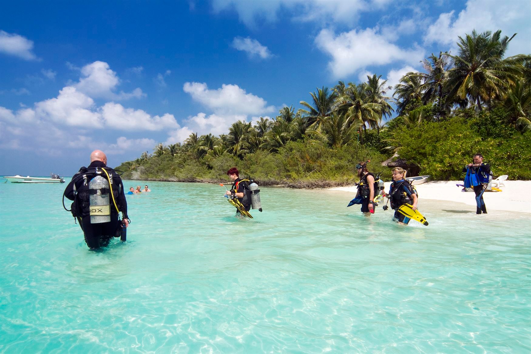 Embudu Village Maldives (May 1, 2026 to Jul 31, 2026) | XL Boland Travel 