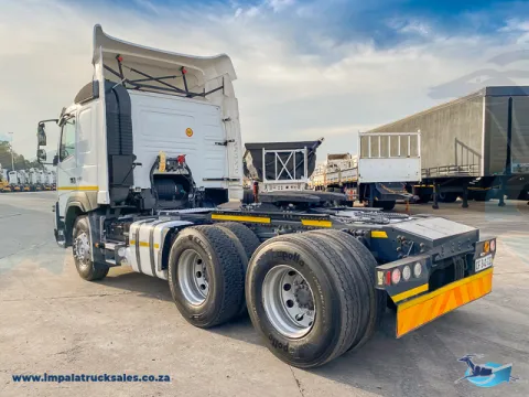 2017 Volvo FMX 440 – 6×4 Truck Tractor