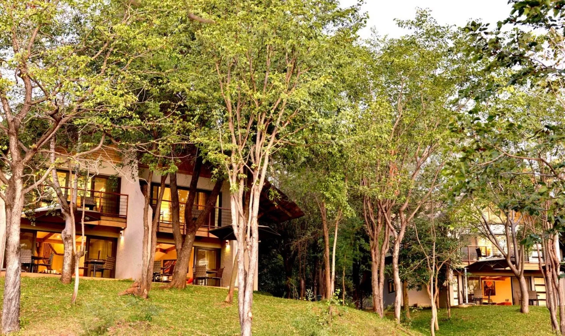 Victoria Falls Safari Suites (Apr 10, 2026 to Jun 22, 2026) | XL Boland Travel 