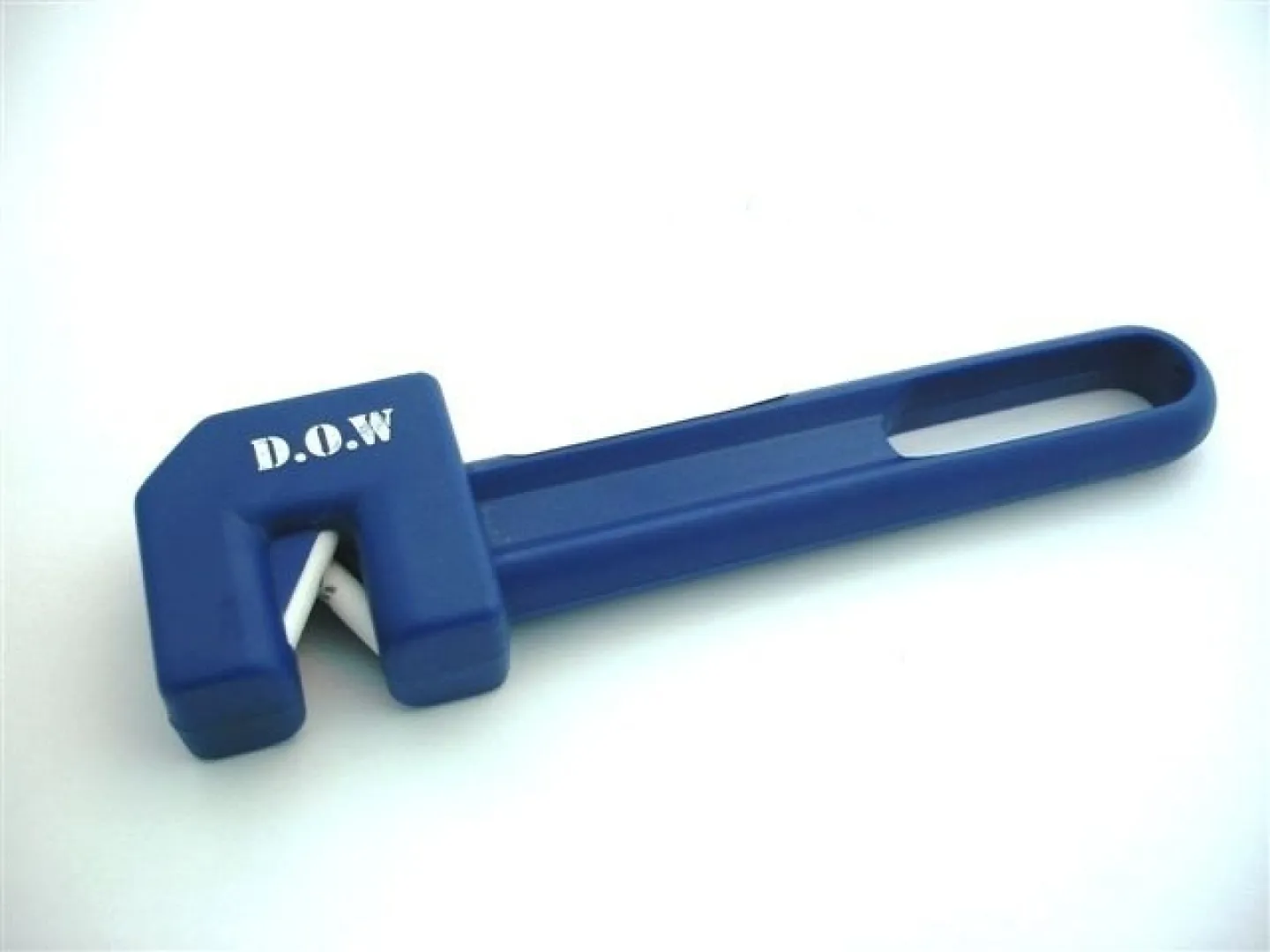 DOW. Blue knife sharpener with white string (K2031) | Outdoor Innovation